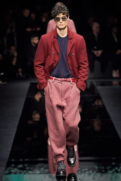 Look 38